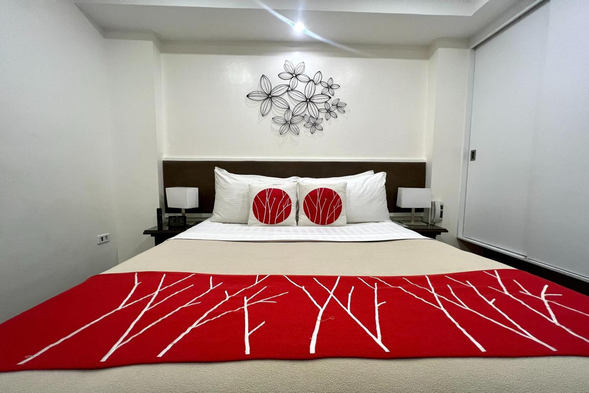 Khotel Near T3 Airport Пасай Екстер'єр фото